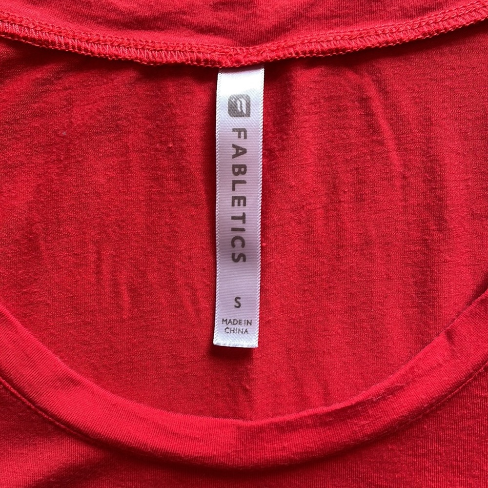 Fabletics Workout Tank - Picture 4 of 4